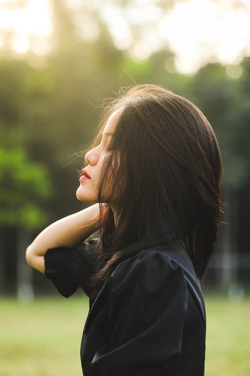 Hair & Makeup Tips Image